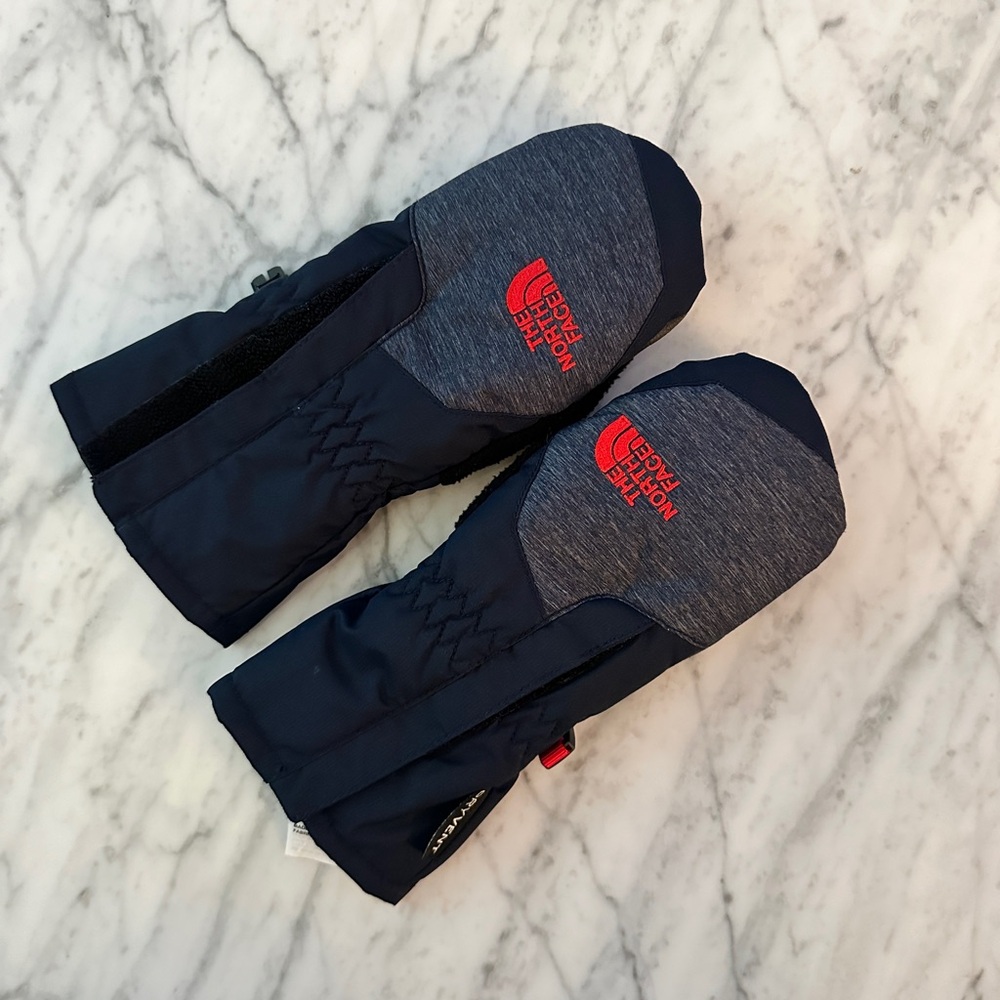 The North Face, Toddler mittens, EUC, 4T